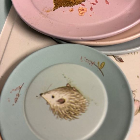 Adorable vintage child’s teaset in original carrying case. - Picture 6 of 12